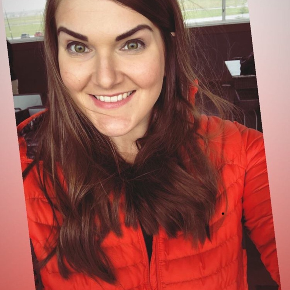 Meet your Posher, Caitlin